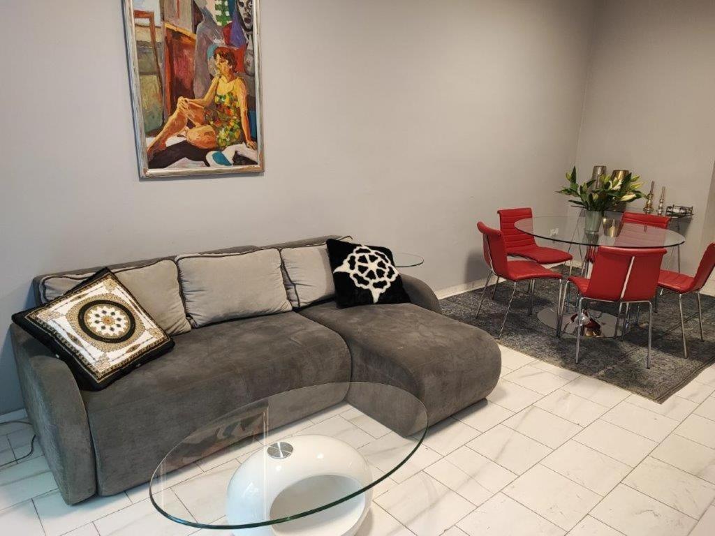Central Vienna Apartment With Unique 40M2 City Garden & Self Check In Extérieur photo