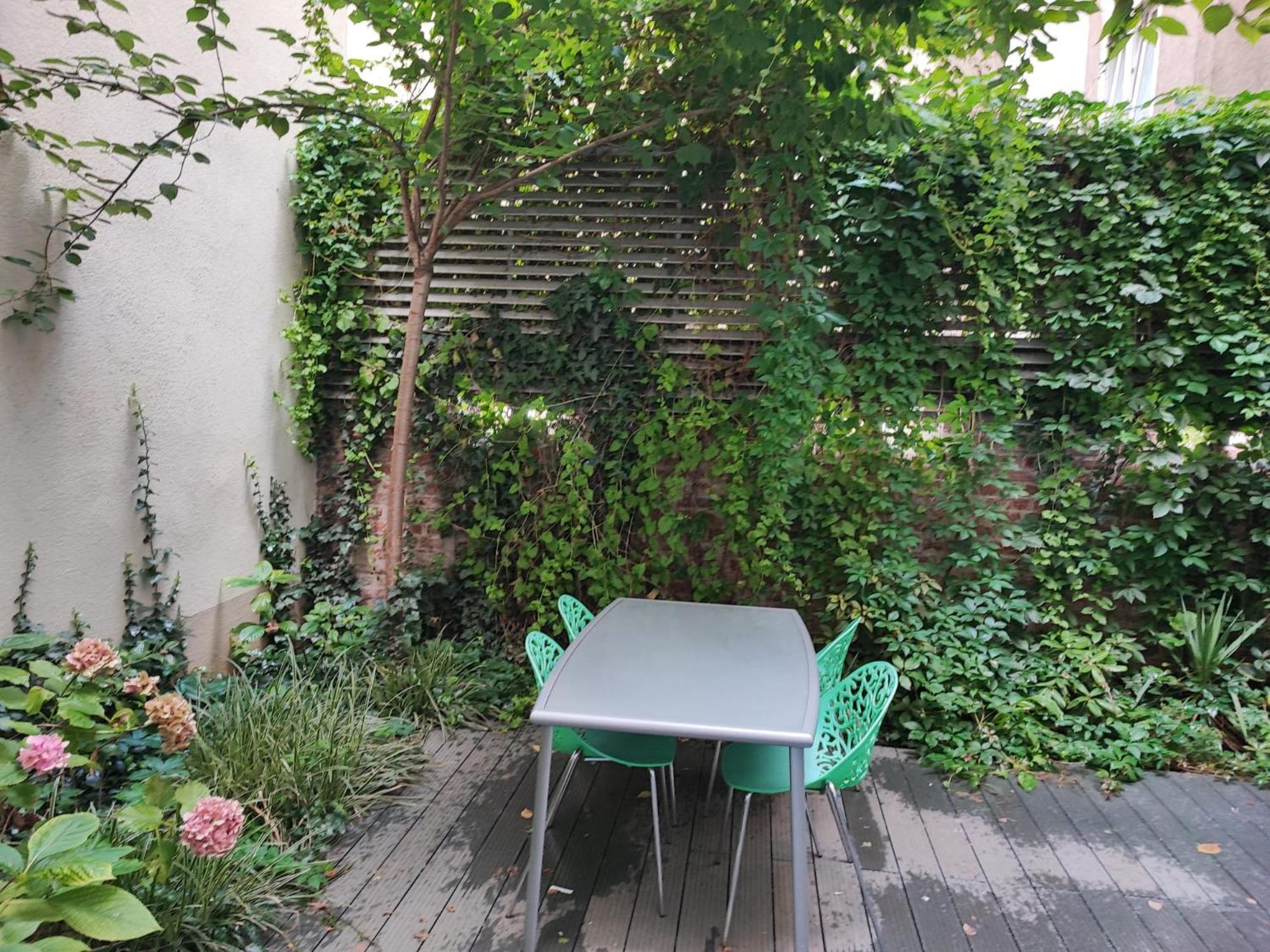 Central Vienna Apartment With Unique 40M2 City Garden & Self Check In Extérieur photo